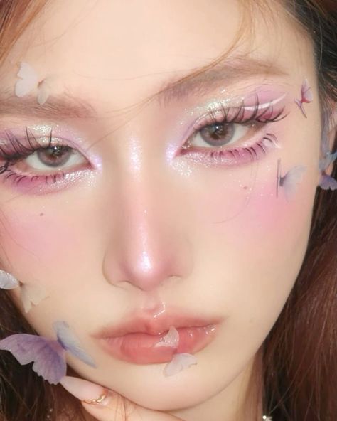 Teknik Makeup, Butterfly Makeup, Douyin Makeup, Purple Makeup, Ethereal Makeup, Fairy Makeup, Asian Eye Makeup, Cute Makeup Looks, Eye Makeup Art