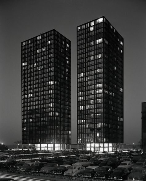 Lake Shore Dr. Apartments | Mies Van der Rohe. Chicago, IL 1950 Apartments Chicago, International Style Architecture, Commercial And Office Architecture, Design Your Bedroom, Lake Shore Drive, Ludwig Mies Van Der Rohe, Walter Gropius, Lake Shore, Chicago Architecture