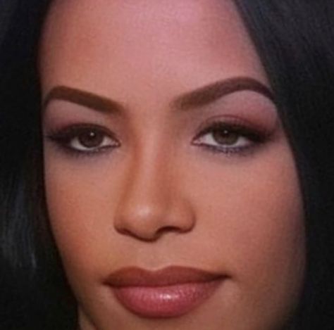 Aaliyah Makeup, Aaliyah We Need A Resolution Makeup, Aaliyah Face, Aaliyah More Than A Woman, Aaliyah Aanban Era, Aaliyah Haughton Rare Photos, Rip Aaliyah, 90s Makeup, Aaliyah Pictures