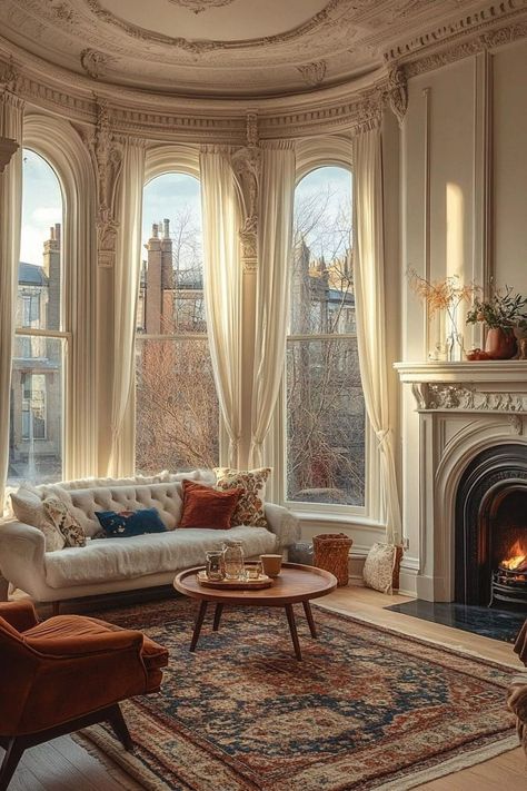 Luxe Style Interior Design, Victorian Windows Curtains, Victorian Mixed With Modern, Sofa Victorian Style, Modern With Traditional Decor, Victorian Window Curtains, Victorian Curtains Living Room, Contemporary Victorian Interiors Living Room, Old Fashioned Interior Design