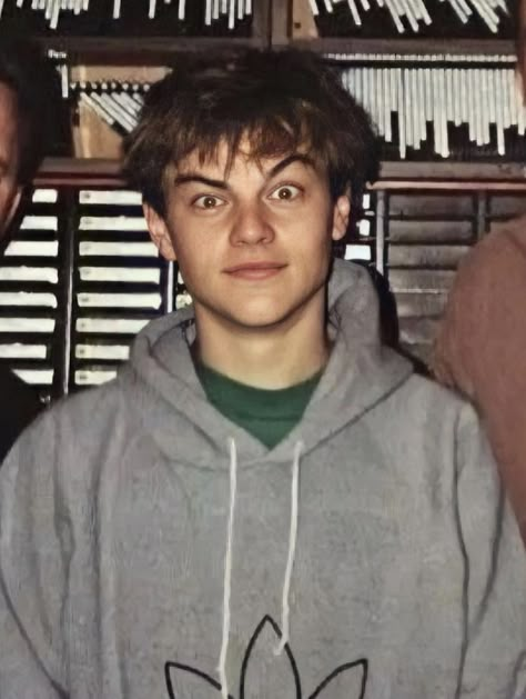 Leonardo Dicaprio Photos, Leonardo Dicaprio 90s, Young Leonardo Dicaprio, Leo Dicaprio, Leonardo Dicaprio, Titanic, Many People, My Man, Persona