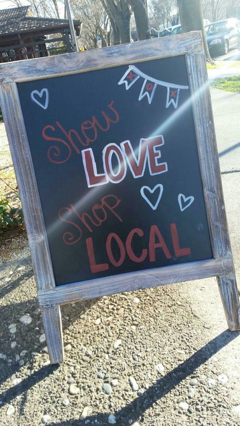 Valentines Day Boutique Ideas, Boutique Valentines Display, Valentines Day Retail Display, Valentine Store Window Display, Valentines Boutique Ideas, Valentines Store Display, Valentine Booth Display Ideas, Valentine Window Display Store Fronts, Valentine Display Ideas Retail