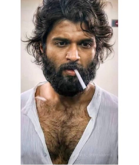 538 Likes, 0 Comments - Always_Deverakonda♥️🥰 (@alwasys_deverakonda) on Instagram: “🤨🤨 @thedeverakonda ❤️ FOLLOW➡️ @alwasys_deverakonda FOLLOW➡️ @alwasys_deverakonda FOLLOW➡️…” Kaduvetti Guru Photos Hd, World Famous Lover, Money Images Cash Indian, Kgf Photos Hd, Prabhas Actor, Cute Celebrity Couples, Lovers Pics, Vijay Devarakonda, Mens Hairstyles Thick Hair