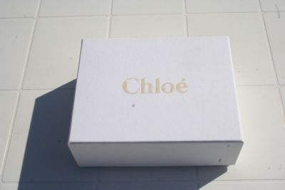 Chloe Chloe Packaging, Branding Luxury, Chloe Jewelry, Packaging Ideas, Vogue Magazine, Jewelry Packaging, Branding Design Logo, Luxury Brand, Luxury Branding