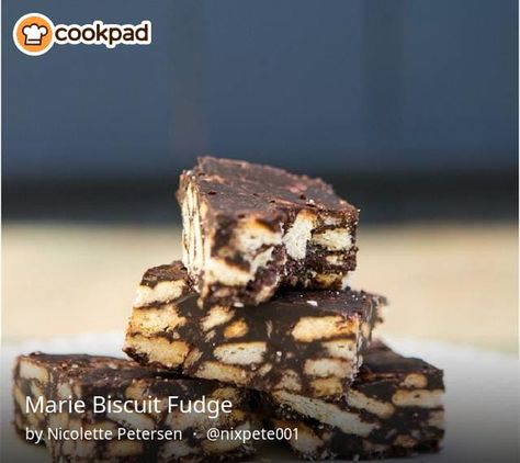 Marie Biscuit Fudge, Biscuit Fudge, Microwave Chocolate Fudge, Hedgehog Slice, Baileys Fudge, No Bake Slices, Marie Biscuit, Slice Recipe, Square Recipes