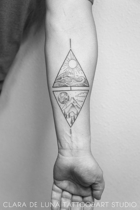 Travel Tattoo Ideas, Geometric Mountain Tattoo, Mother Tattoos For Children, Mountain Tattoo Simple, Stunning Tattoos, Ocean Tattoo, Cool Nature, Travel Tattoos, Bestie Tattoo