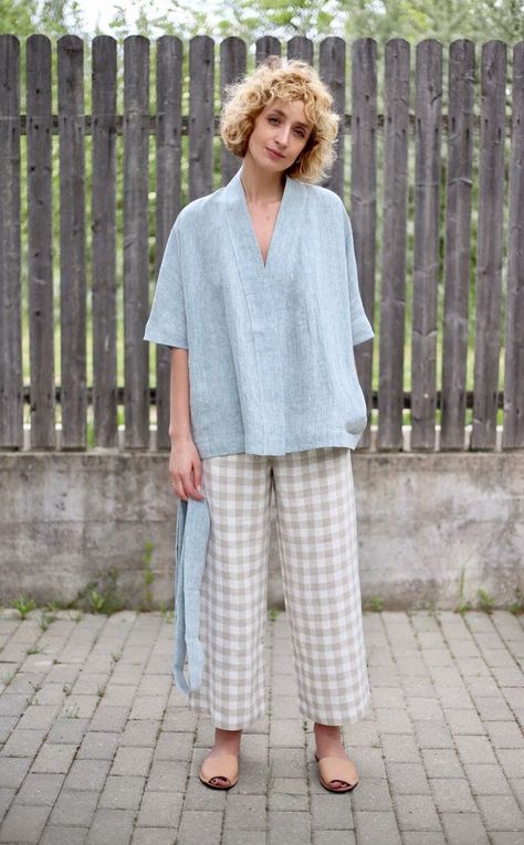 Kimono Style Jacket, Linen Kimono, Linen Fashion, Printed Summer Dresses, Linen Shirt Dress, Navy Blue Color, Workout Jacket, Linen Clothes, Kimono Fashion