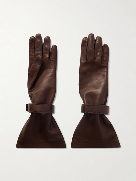 Gloves Outfit, Brown Leather Gloves, Brown Accessories, Flat Dress Shoes, Devil Wears Prada, Black Leather Gloves, Dark Brown Leather, Womens Gloves, Pump Sandals