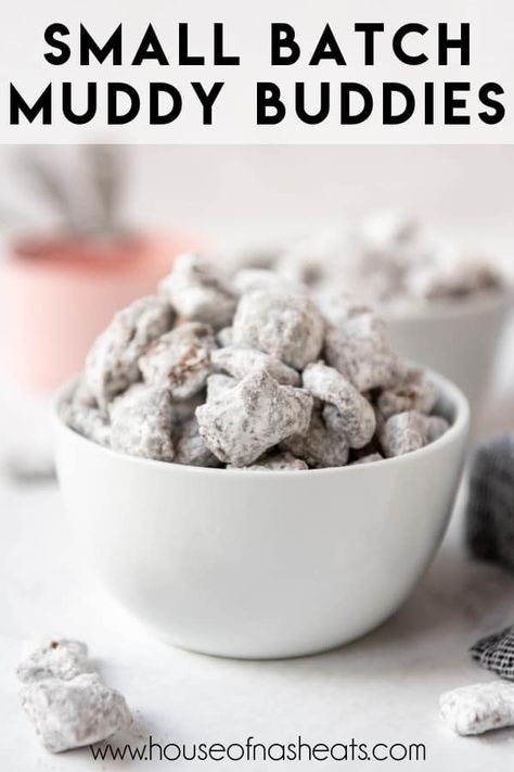 Small Batch Muddy Buddies Recipe Homemade Puppy Chow, Quick Thanksgiving Desserts, Puppy Chow Christmas, Muddy Buddies Recipe, Peanut Butter Filled Pretzels, Muddy Buddy, Puppy Chow Recipes, Peanut Butter Snacks, Thanksgiving Desserts Easy