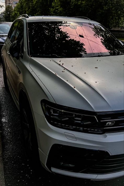 Vw Tiguan R Line, Volkswagen Tiguan R Line, Tiguan R Line, Tiguan R, Classical Hollywood Cinema Photography, Volkswagen Tiguan, Volkswagen Touareg, Vw Tiguan, Classy Cars