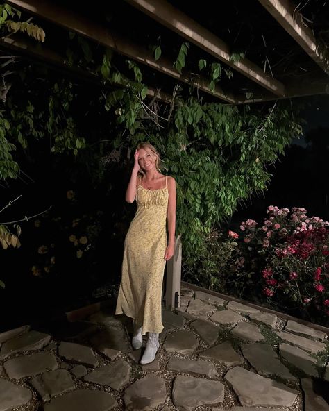 finally dress and boots season 💐🫶🏼🤠  yellow dress floral garden spring boots costal cowgirl brunch aesthetic wedding outfit cute pose inspo winery outside nighttime white boots western ootd country Aesthetic Wedding Outfit, White Boots Western, Winery Dress, Western Ootd, Brunch Aesthetic, Costal Cowgirl, Dress And Boots, Cute Pose, Aesthetic Wedding