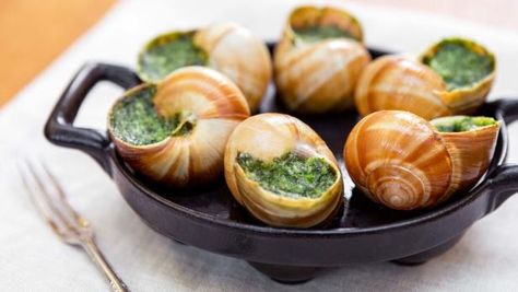 Escargot Recipes, Escargot Recipe, Food Network Chefs, Gourmet Chef, Gourmet Cooking, French Cooking, Butter Recipe, French Food, Oven Roast