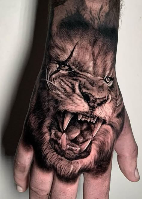 Want to get a lion tattoo but don’t know which design to choose? We gathered for you the 63 best lion tattoos for men and their meanings! Lion Hand Tattoo Men, Amazon Y2k, Asian Y2k, Tiger Hand Tattoo, Lion Hand Tattoo, Outfits Asian, Hand Tatto, Animal Sleeve Tattoo, Outfits Amazon