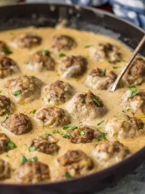 Stanley Tucci 🍛 | SWEDISH MEATBALLS RECIPE Meatballs Swedish, Swedish Meatball Sauce, Easy Swedish Meatball Recipe, Homemade Swedish Meatballs, Swedish Meatballs Recipe, Swedish Meatballs Easy, Turkey Gravy Recipe, Meatball Sauce, Meatball Recipes Easy