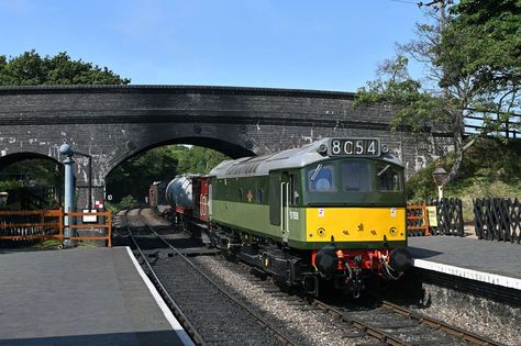 A fifty-six-old British Rail Bo-Bo diesel locomotive is to join the Gloucestershire Warwickshire Railway’s annual Summer Heritage Diesel Gala in July. https://www.railadvent.co.uk/2023/05/sulzer-type-2-to-join-gloucestershire-warwickshire-railway-july-diesel-gala.html #class25 #PeakRail #warwickshire #gloucestershire #BrClass25NoD7659 #GloucestershireWarwickshireSteamRailway Nuclear Power Station, British Rail, Electric Locomotive, Diesel Locomotive, Power Station, A Class, Norfolk, This Weekend, North America