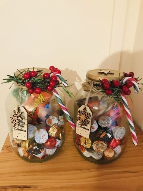 Christmas Diy Snacks, Christmas Jar Gifts, Cute Christmas Presents, Christmas Candy Jars, Gag Gifts Christmas, Diy Christmas Presents, Sweet Jars, Easy Christmas Gifts, Christmas Favors