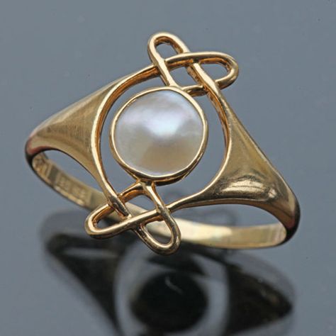 Arts & Crafts Pearl Ring - Lang Antiques Archibald Knox, Bijoux Art Deco, Bijoux Art Nouveau, Whimsical Accessories, Ring Pearl, Pearl Engagement Ring, Art Nouveau Jewelry, Deco Jewelry, Gold Pearl