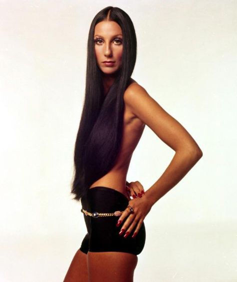 Cher Makeup, Cher 1970s, Cher Aesthetic, Cher Young, 70s Cher, Cher Hair, Young Cher, Cher 70s, Cher Fashion