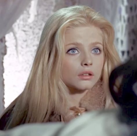 Candy 1968, Ewa Aulin, European Aesthetic, Girl Movies, Divine Feminine, Vintage Beauty, Blonde Girl, Beauty Inspiration, Old Hollywood