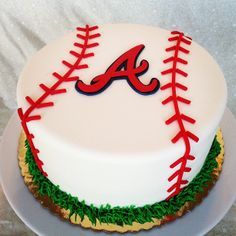 Atlanta Braves Cake, Atlanta Braves Birthday, Brave Birthday Cakes, Grooms Cake Tables, Brave Cakes, Brave Birthday Party, Braves Party, Sports Themed Cakes, Baseball Cake