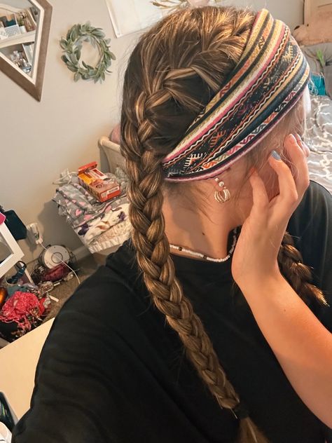 Boho Bandeau Hairstyles, Bandeau Hairstyles, Hiking Hair, Hippie Hairstyles, Long Hair Braids, Hairstyles Long Hair, Work Hair, Boho Bandeau, Hippie Hair