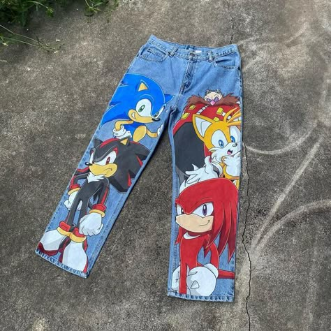 Sonic Clothes, Sonic Painting, Anime Jeans, Custom Jean, Hand Painted Jeans, Sonic T Shirt, Jeans Drawing, Denim Art, Custom Jeans