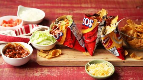 EZ Frito Pie in a Bag Recipe - Food.com Easy Tailgating Food, Tailgating Food Ideas, Sausage Sliders, Easy Tailgate Food, Tailgating Food, Barbecue Chicken Pizza, Parsley Recipes, Frito Pie, Ranch Pasta Salad