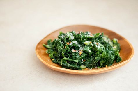 Recipes Coconut Milk, Kale Side Dish, Coconut Kale, Kale Recipe, Easy Vegetable Recipes, Sauteed Kale, Easy Vegetable, Cook Smarts, Kale Recipes