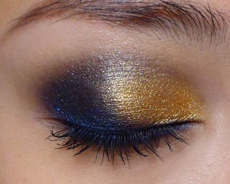 Navy, Gold & Charcoal Cheer Makeup, Prom Gold, Make Up Gold, Gold Eyeliner, Evening Look, Metallic Eyeshadow, Gold Eyeshadow, Gold Makeup, Nails Prom