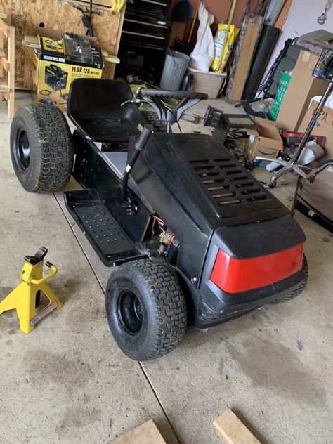 Race Mower, Racing Lawn Mower, Mud Mower, Racing Mower, Custom Go Karts, Small Garden Tractor, Lawn Mower Racing, Homemade Go Kart, Lawn Tractors