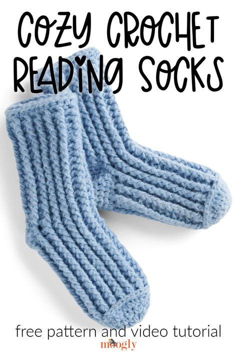 Crochet Tube Socks Free Pattern, Crochet Reading, Crochet Socks Tutorial, Crochet Sock Pattern Free, Easy Crochet Socks, Reading Socks, Crochet Slipper, Crochet Socks Pattern, Crochet Slippers Free Pattern