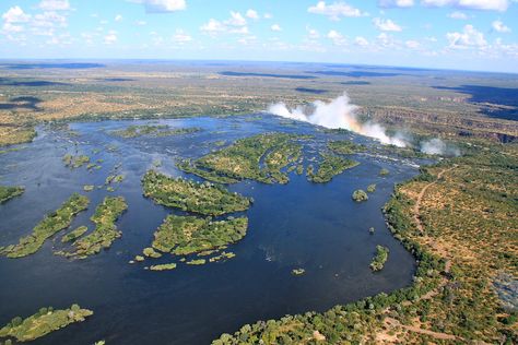 Victoria 1, Zambezi River, Clear Eyes, Victoria Falls, Google Earth, Southern Africa, 100m, Zambia, Niagara Falls