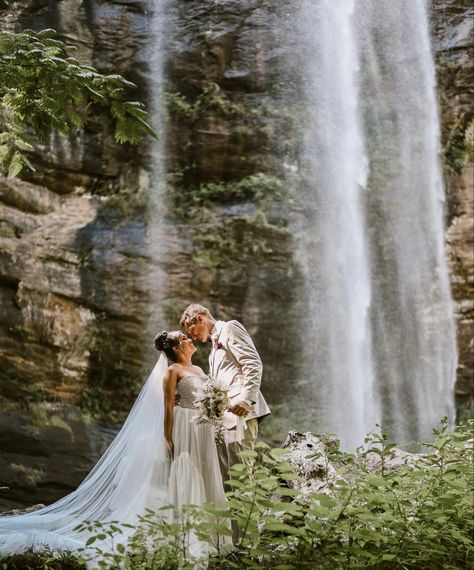 Bohemian wedding under a waterfall. Bride in Lauren Elaine Bridal Jasper Gown photo credit: Lilliana Antequera Blakely Sheriff Photography Wedding Dresses Chiffon, Lauren Elaine Bridal, Wedding Dresses Couture, Wedding Boho Chic, Under A Waterfall, Toccoa Falls, Waterfall Elopement, Dresses Couture, Waterfall Wedding