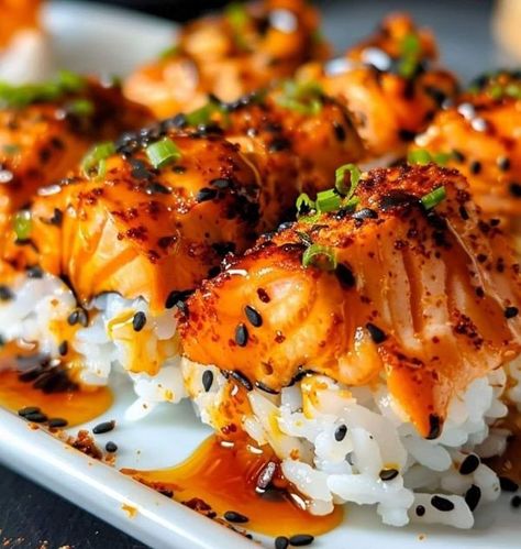 Gordon Ramsay recipes | Seared Salmon Sushi Bake 🍣🔥 | Facebook Seared Salmon Sushi, Salmon Sushi Recipes, Salmon Sushi Bake, Gordon Ramsay Recipes, Sushi Board, Sushi Bake, Gordon Ramsay Recipe, Salmon Sushi, Salmon And Rice