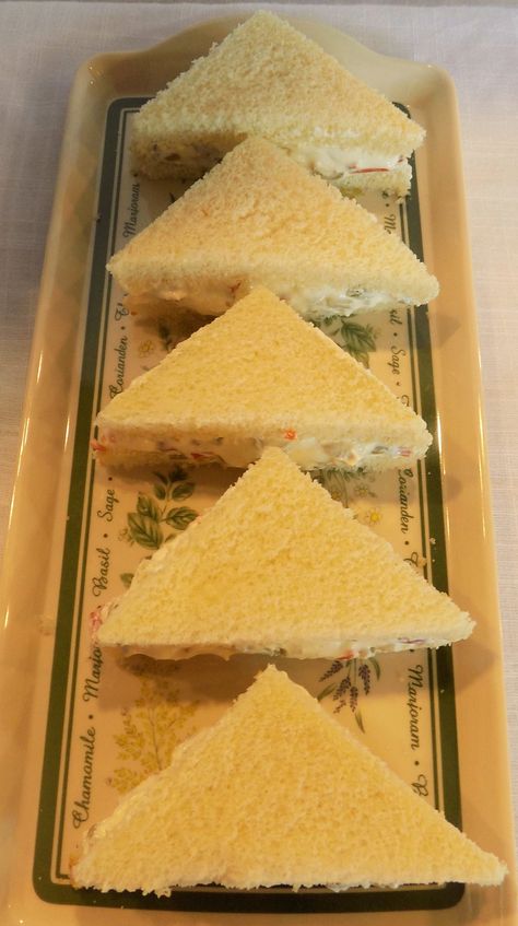 Pineapple Cream Cheese Finger Sandwiches, Cream Cheese Olive Sandwich, Cream Cheese And Olive Sandwich, Olive Cream Cheese, Cream Cheese Tea Sandwiches, Olive Sandwich, Cheese Tea Sandwiches, Snacks Crackers, Healthy Mayonnaise