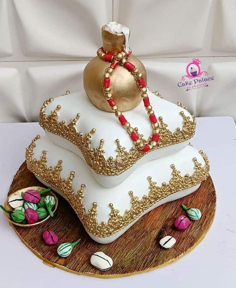 Traditional Cakes Wedding African, Traditional Wedding Cake Ideas, Nigerian Traditional Wedding Cake, Pillow Wedding Cakes, African Wedding Cakes, African Cake, Brown Wedding Themes, Pillow Cake, Wedding Cake Simple Elegant