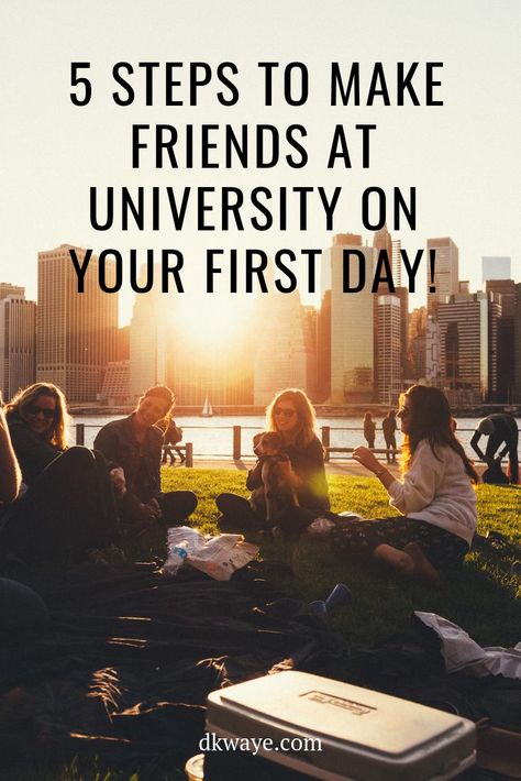 Learn how you can make friends at university on your first day! It takes a lot of will-power, especially if you are studying abroad, but it gets easier. First Day At University, First Day Of University, College Freshman Survival Kit, Make Friends In College, It Gets Easier, Freshman Advice, Freshman Tips, First Day Of College, College Freshman