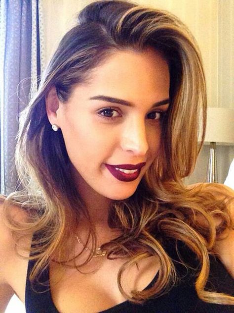 Trans-beauty Carmen Carrera, Feminine Beauty, Girls Show, Rupaul, Girl Crushes, Tumblr Blog, Beauty Makeup, Most Beautiful, Around The World