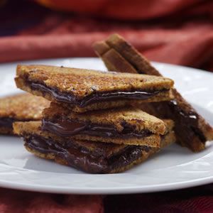 Peanut Butter Sandwich, Pumpkin Butter, Chocolate Snacks, Chocolate Sandwich, Idee Pasto Sano, Food Pairings, Healthy Chocolate, Sweet Breakfast, Healthy Dessert Recipes