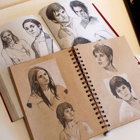 Tone Tan Paper Drawing, Toned Tan Paper Art Sketches, Tan Toned Paper Drawing, Toned Tan Paper Drawing, Toned Paper Sketch, Toned Tan Sketchbook, Pencil Drawing Tutorials, Sketch Paper, Sketchbook Drawings