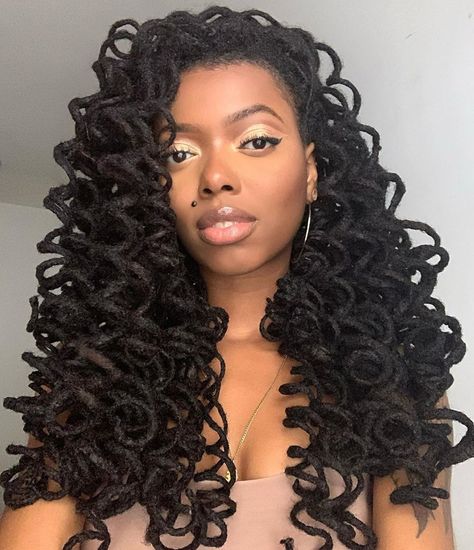 Curled Dreadlocks, Long Locks Hairstyles, Microlocs Inspiration, Loc Curls, Grad Hairstyles, Loc Ideas, Curly Locs, Loose Updo, Beautiful Locs