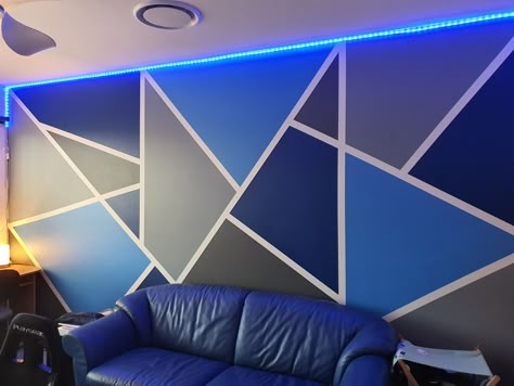 Geometric Wall Paint Blue, Boys Bedroom Color Ideas, Geometric Wall Paint Patterns, Boys Bedroom Wall Color, Cool Wall Painting Ideas, Geometric Wall Design, Bedroom Wall Color, Room Paint Designs, Boy Room Paint