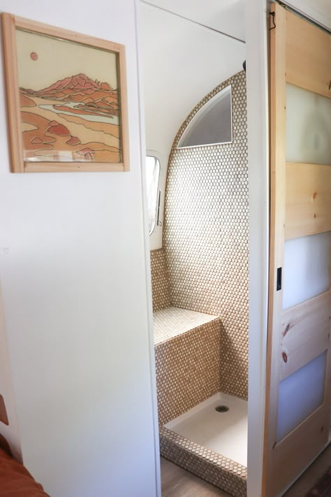 Caravan Renovation Bathroom, Airstream Interior Renovation, Caravan With Bathroom, New Airstream Decorating Ideas, Avion Remodel Interiors, 1970 Airstream Remodel, Airstream Remodel Bathroom, Camper Wet Bath Ideas, Vintage Camper Bathroom Remodel