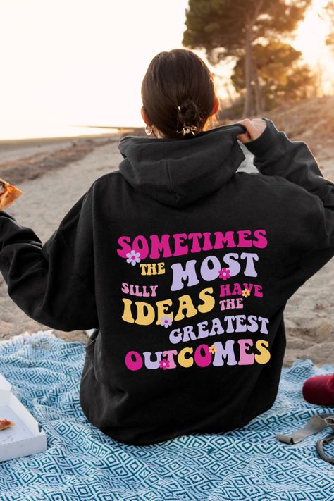 Oversized Hoodie Graphic, Black Hoodie Design Ideas, Cute Hoodies Aesthetic, Trendy Hoodie Designs, Vintage Hoodies Aesthetic, Hoodies With Sayings, Hoodies Design Ideas, Preppy Hoodie, Graphic Hoodies Aesthetic