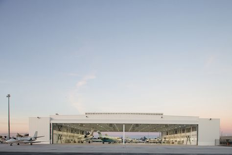 Opa-Locka Airport Hangar 102 Restoration Airplane Hangar Design, Hangar Design, Airplane Hangar, Airport Design, Historic Preservation, Industrial Buildings, Exterior Decor, Choice Awards, Architecture Interior