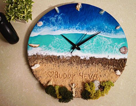 Resin and sand beach theme detailed wall clock Resin Stand, Detailed Wall, Resin Sea, Resin Wall Clock, Personalized Clocks, Handmade Wall Clocks, Resin Crafts Tutorial, Ocean Resin, Beach Wave