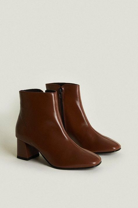 Very good very thick wonderful product. Low Heel Ankle Boots Leather, Ankle Boots Low Heel, Leather Boots Ankle, Short Heel Boots, Short Brown Boots, Heel Knee High Boots, Ankle Boots Brown, Womens Low Heels, Low Heel Ankle Boots