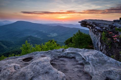 10 Best Hikes around Lynchburg, VA Virginia Beach Vacation, Lynchburg Virginia, The Appalachian Trail, Liberty University, Travel Nursing, The Mountains Are Calling, Do It Again, Appalachian Trail, Fall Travel