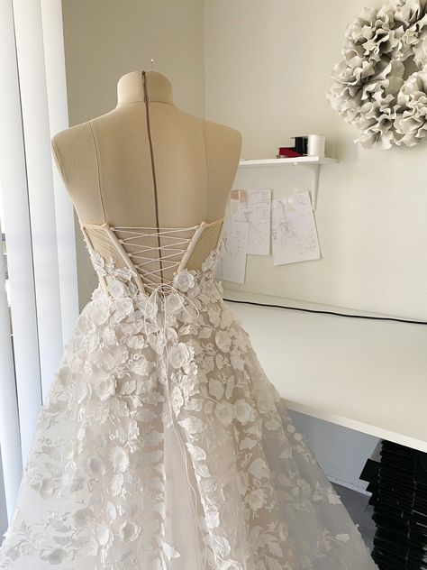 Wedding Dress Back Alterations, Open Back Corset Dress, Lace Up Corset Back Wedding Dress, Backless Corset Dress, Lace Up Back Dress Corsets, Corset Back Wedding Dress Alteration, Back Of Corset Dress, Corset Wedding Dress Back, Corset Dress Back