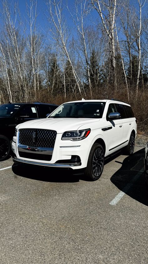 🌆 Have the freedom to go everywhere you desire and the power to explore everything in the  2023 Lincoln Navigator Black Label.(Stock#:L31913S)  #HealeyBrothers #HudsonValley #HVNY #orangecountyny #Lincoln #LincolnNavigator #blacklabel #luxury #luxurysuv Black Lincoln Navigator, 2023 Lincoln Navigator, Lincoln Navigator Black Label, Mom Cars, Chevrolet Dealership, New Hampton, Hudson Valley Ny, Mom Car, Car Goals